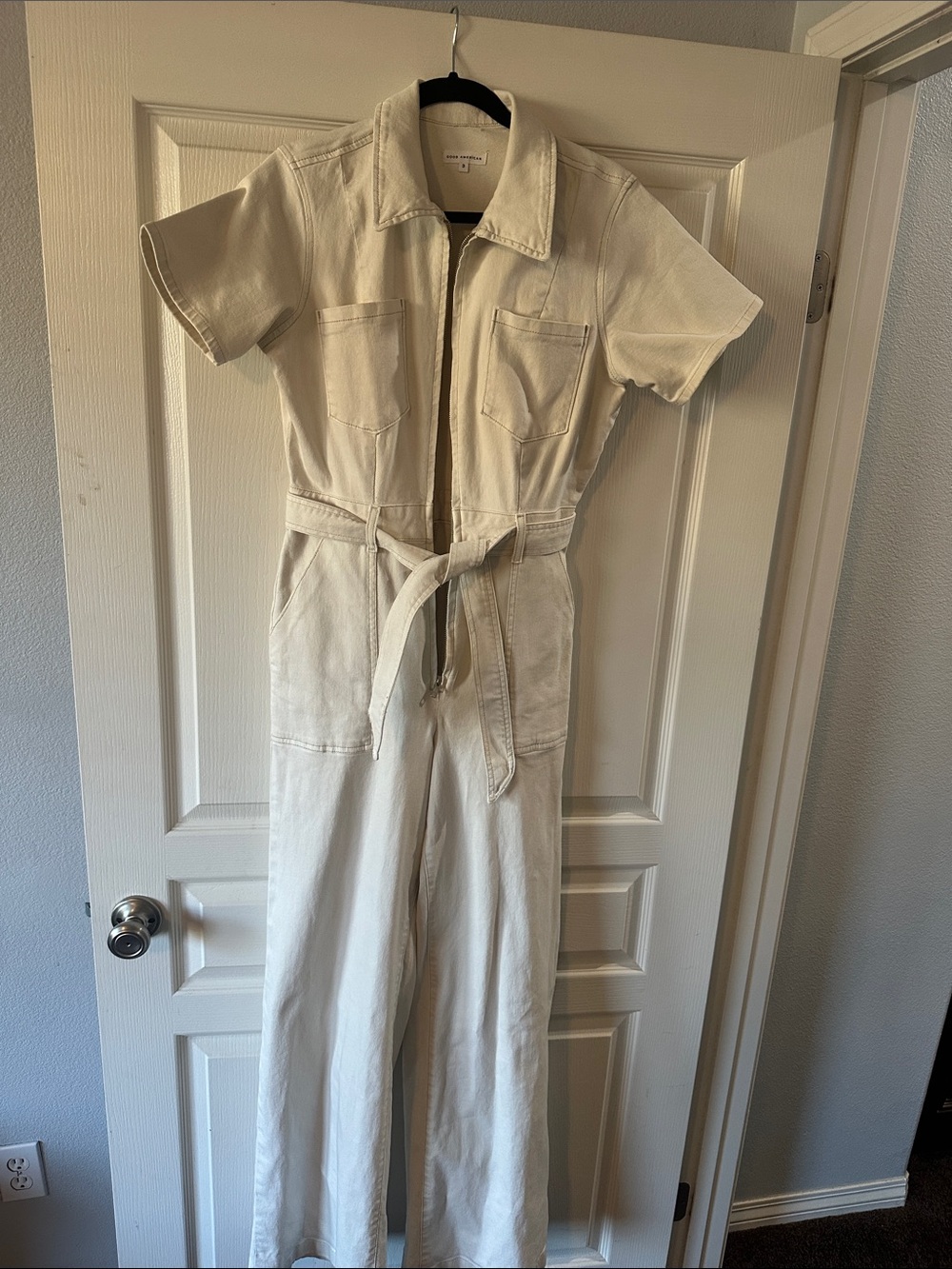 Good American Cream Short-Sleeve Tie-Waist Utility Jumpsuit